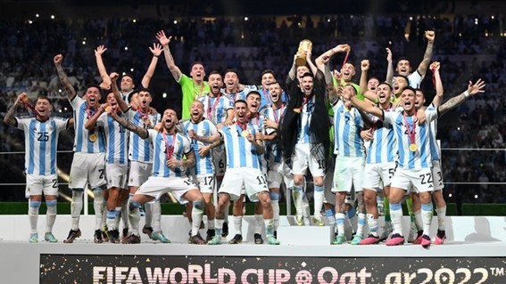 Argentina x França: Com pênalti polêmico, Messi faz história com gol pela  Argentina