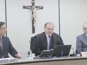 105 gestores cearenses têm contas rejeitadas