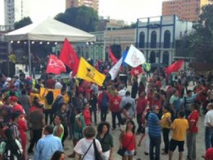 25 estados e o DF têm atos pró-Dilma e contra o impeachment