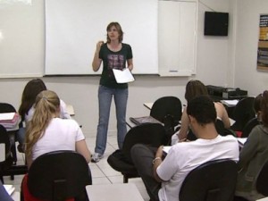 70% dos alunos cearenses gostariam de ter orientação com psicólogos, aponta pesquisa