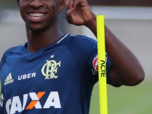 A hora dos garotos: Vinicius e Thiago são testados; meio é mantido