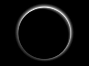 A sonda olhou para trás e viu as brumas de Plutão