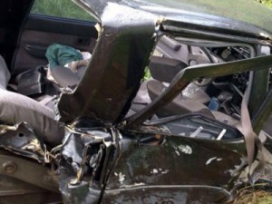 Acidente deixa três mortos e três feridos na BR-459, em Caldas, MG