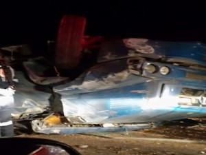 Acidente na BR 412: Caminhão capota e motorista morre no local