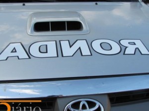 Adolescente é apreendido com chip de celular roubado