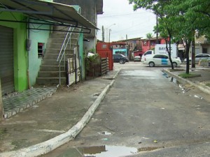 Agente da Funase morre após ser atingido por tiros em bar, no Recife