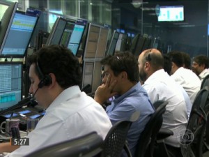 Alta da taxa Selic vai influenciar nas compras a prazo