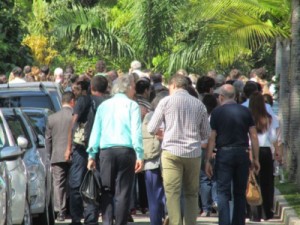 Aluna que morreu em excursão é enterrada em São Paulo