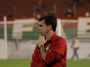 Após cinco jogos, Júnior Lopes deixa o comando da Portuguesa