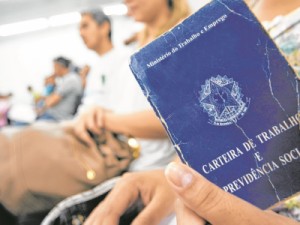 Após cortes, 14 agências do Sine serão fechadas no CE