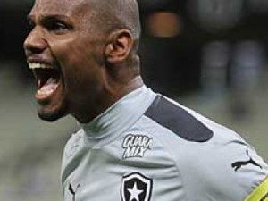 Após eliminação, Renan Fonseca foca no acesso à Série A