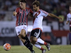Após falha de Denis, São Paulo evita o pior e fica no empate contra o River