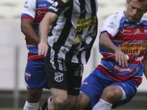 Após goleadas, Vovô e Leão buscam afirmação em 1º Clássico-Rei do ano