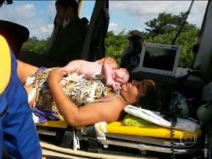 Após ser dada como morta, menina nasce dentro de helicóptero no MA