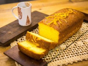 Aprenda a fazer um bolo de laranja para o lanche