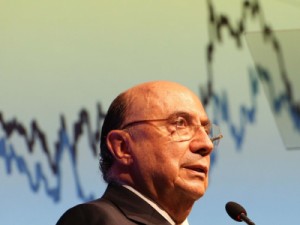 Arrecadação voltará a reagir no segundo semestre, prevê Meirelles