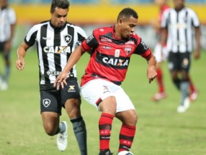 Atlético-GO e Botafogo não saem do empate