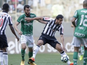 Atlético-MG e Palmeiras empatam em BH