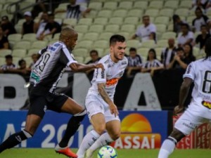 Atlético-MG no último lance vira placar contra o Ceará e dorme líder