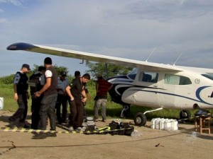 Avião apreendido no Ceará fazia rota internacional do tráfico, diz polícia