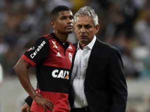 Bahia entra na disputa com a Chape para tirar Márcio Araújo do Flamengo