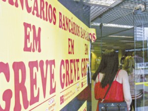 Bancários devem entrar em greve na próxima terça