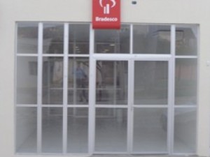 Banco em Solonópole, no Ceará, é assaltado pela terceira vez no ano