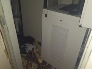 Bando armado faz passageiros reféns para explodir agência bancária em Varjota - CE