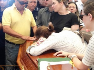 Barbalha-CE Comoção no sepultamento do Dr. Mauro Sampaio  