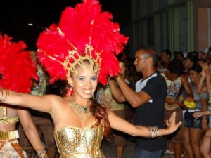 Barbalha-CE Escolas de Samba começam ensaios para o Carnaval 2016