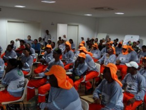 Barbalha-CE Garis recebem fardamento e EPIS da Administração Municipal