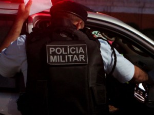 Barbalha-CE Polícia prende casal e apreende quase 500 kg de drogas