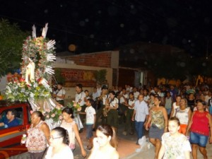 Barbalha-CE Procissão e missa encerram festa de Santa Terezinha
