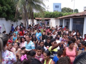 Barbalha-CE Projeto Criança Feliz leva presentes as crianças da Bela Vista