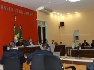 Barbalha-CE Vereadores focam água, lixo e iluminação pública