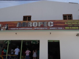 Barbalha-CE Veterinário inaugura a Loja AGROPEC