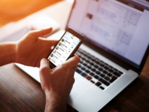 Barbalhenses reclamam de funcionários no Wi-Fi nos órgãos públicos