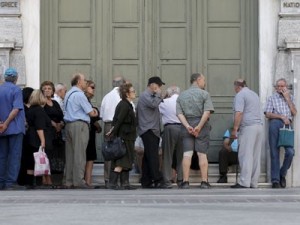 BC europeu decide manter linha de liquidez a bancos da Grécia