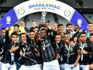 Botafogo vence Corinthians é campeão Brasileiro Sub-20 