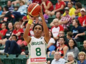 Brasil estreia com vitória confortável sobre a Venezuela