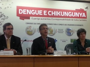 Brasil tem 340 cidades com risco de surto de dengue, informa ministério
