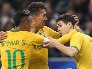 Brasil vira e bate a França com gols de Neymar, Oscar e Luiz Gustavo