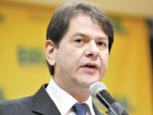 Câmara aprova convocação para Cid explicar declarações