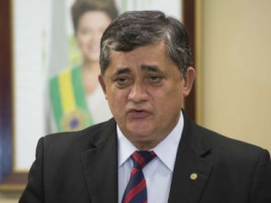 Câmara deve votar MP que altera previdência na quarta-feira