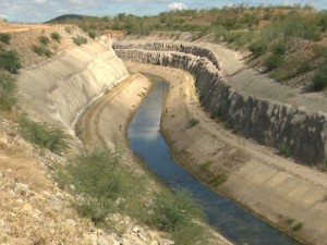 Canal da transposição está sem receber águas há quase 5 meses, em Monteiro, PB