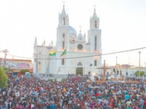 CANINDÉ Fiéis celebram centenário do Santuário de São Francisco