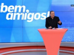 CBF já conversa com quatro técnicos estrangeiros para Conselho, diz Galvão