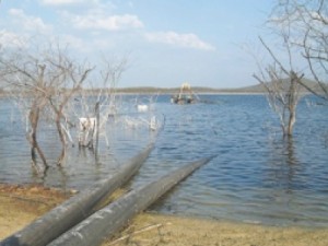 CE cobra R$ 73 mi para adutoras