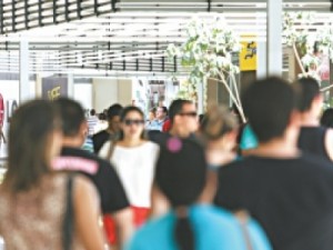 CE: contra o pessimismo, varejo quer crescer 5%