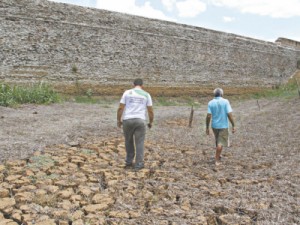 CE Obras do programa Água para Todos estão em atraso